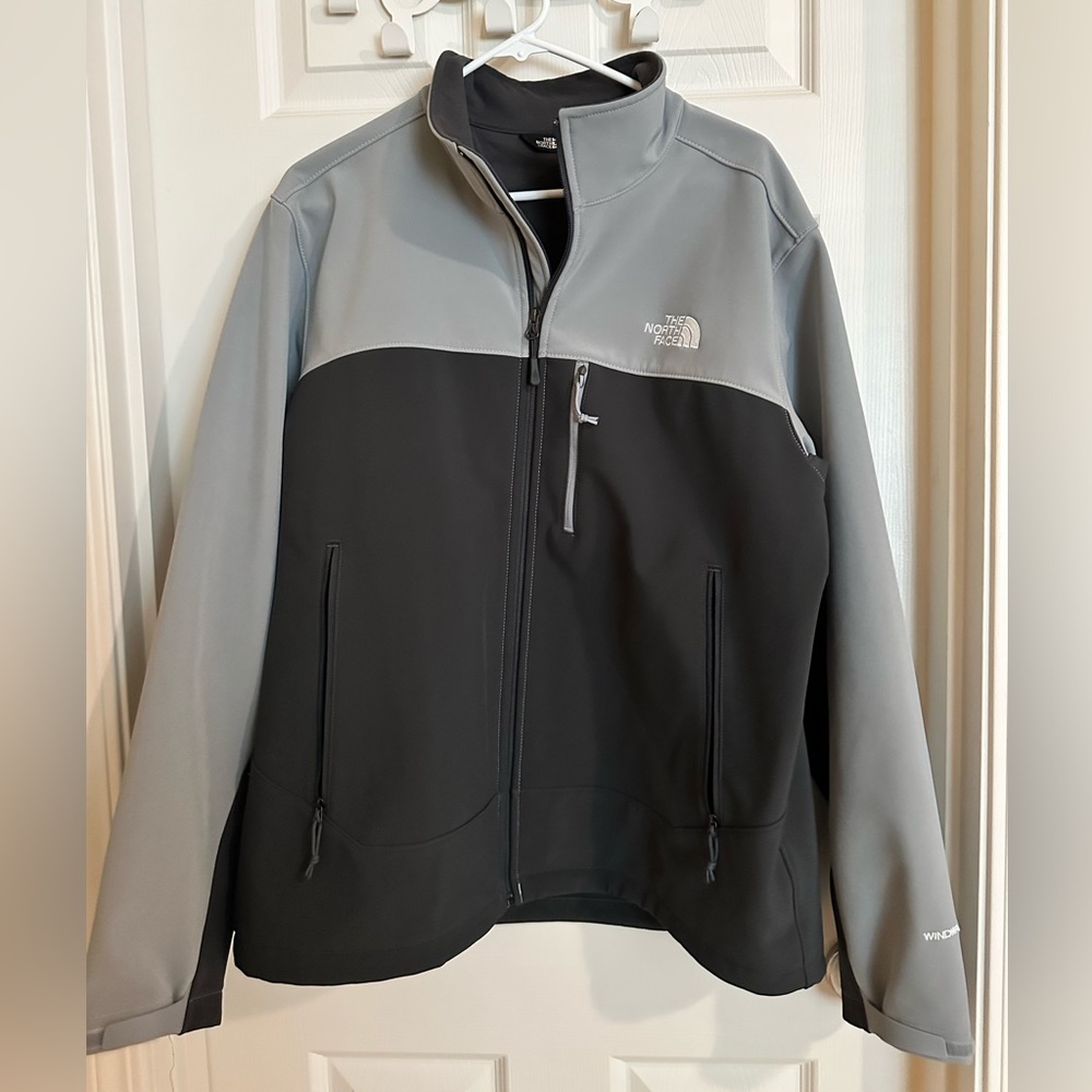 Men’s, size large, North Face, wind proof soft shell black/gray jacket